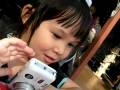 videos de the cuite girl sage playing with emily's camera :D