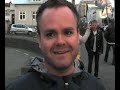Pétur Jóhann lærir að tromma pönk