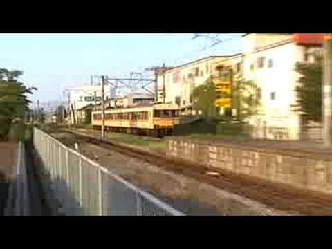 JR江原駅に入線するサンパチ