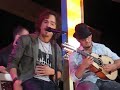 Tommy Torres junto a Christian Nieves (Cuatrista Puertorriqueño) en el tema 