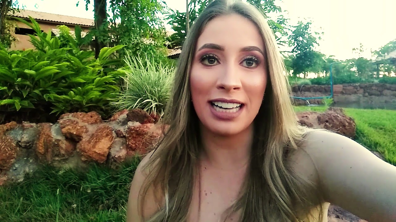 fotografia de lucas melo Depoimento de Camila Alvim, rainha da festa do café, sobre o ensaio fotográfico com o fotógrafo Lucas Melo de carmo do paranaíba

