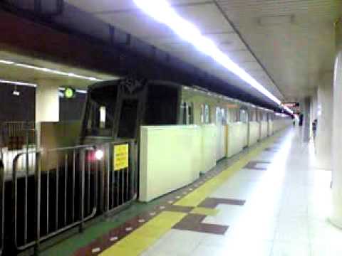 札幌市営地下鉄　東西線6000形　南郷7丁目駅始発