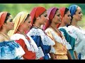 All� arriba est�n cantando
