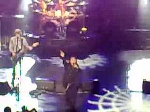 Journey Arnel Pineda Live singing Lights Manchester Apollo