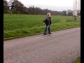 Oliver p� waveboard