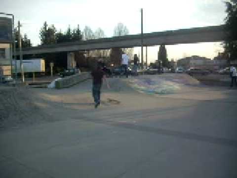 BMX BIKES TRICKS STUNTS CRASHES