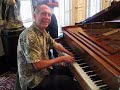 PIANO MAN