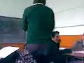 LUCAS SMITTEN MOVIENDO LA COLA