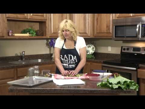how to harvest rhubarb stalks