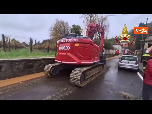 Maltempo Gorizia, crollano tre case travolte da una frana. La ricerca dei dispersi