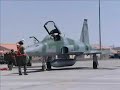 enfim,os primeiros v�os da fab na opera��o red flag 2008. os pilotos devem se ambientar, por exemplo, com a �rea de treinamento,antes de iniciarem os v�os operacionais.
ten pimentel do 1�/14� gav, j� pronto na cabine do f5em comenta e resumiu em uma s� palavra o motivo maior de estarmos todos aqui: 