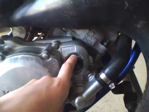 how to check oil in yz85