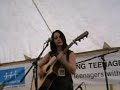 Emma Rugg Live at Beverley Folk Festival
