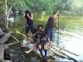 Porque no se sientan ustedes, la caida de los balseros -Cam1