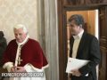 Benedicto XVI recibe al nuevo embajador turco ante el Vaticano, Kenan Gürsoy