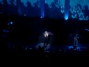 Kelly Clarkson singing \"Don\