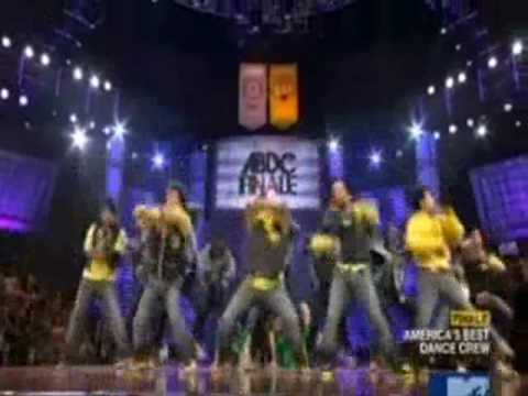 best dance crew season 3 - Finale group performance from week 8, Shane Sparks' choice: Dynamic Edition, Stikers All-Stars, and finalists Quest Crew. With rehearsal. Song: Right Round b...