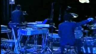 Нажмите для просмотра : Beastie Boys LIVE on EXIT 07 - FULL SHOW