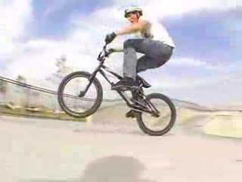 BMX VIDEOS, BIKES, TRICKS, STUNTS, CRASHES