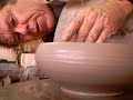 SIMON LEACH - Eared bowl -different camera angle