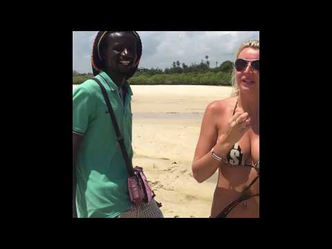 Polacy na wycieczce w Afryce spotykają Kenijczyka! Jego słowa po polsku bardzo ich zaskoczyły
