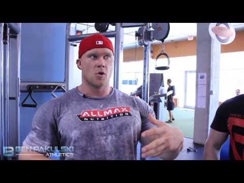 chest - How to Build Inner Upper Chest Muscle - http://tinyurl.com/mi40-nation - Ben Pakulski How Do I Build Inner Upper Chest Muscle. IFBB PRO Ben Pakulski gets thi...