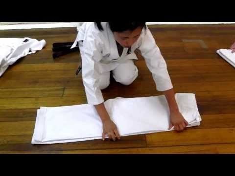 how to whiten karate uniform