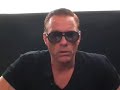 Réponse de Jean-Claude Van Damme