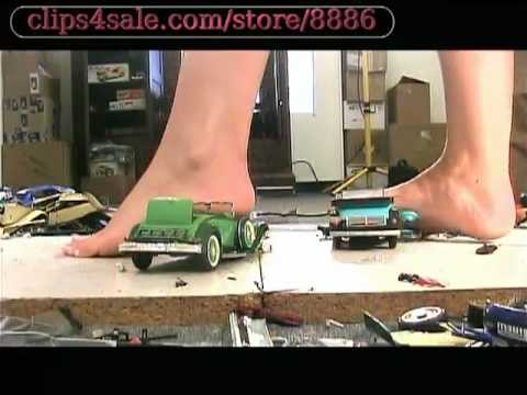 multiple heels and shoes - Sample of the latest Stomp Session with Jett, here she crush several cars wearing High Heel shoes.