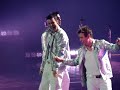 NKOTB tour 2008 San Jose Jon Knights booty dance!!
