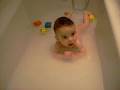 videos de Robicek ve vane prosinec/ Robby in the bath December