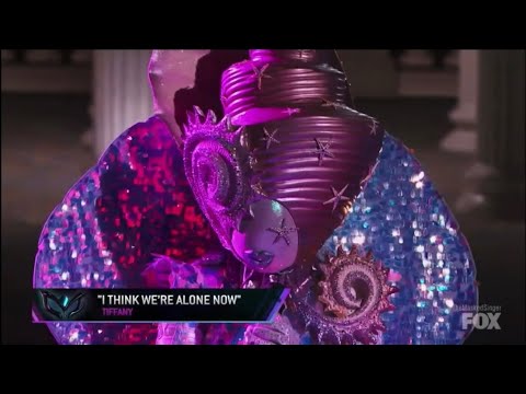 THE MASKED SINGER | Seashell - I think we're alone now