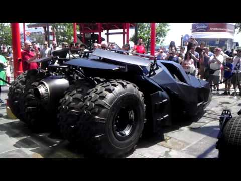 hollywoodchicago.com - Exclusive Batgasm! HollywoodChicago.com releases video of the official