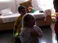 THALIA, KIMEY Y TONY JUGANDO