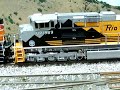 Close inspection of Overland SP Rio Grand SD70ACe units