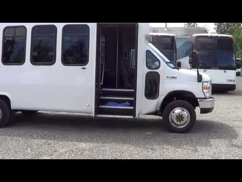 shuttle - More 4x4 buses @ http://www.nwbus.com 2008 Ford Diamond 25 Passenger Shuttle Bus Body Manufacturer and Model: Ford Diamond Year: 2008 Chassis: Ford E450 Engi...