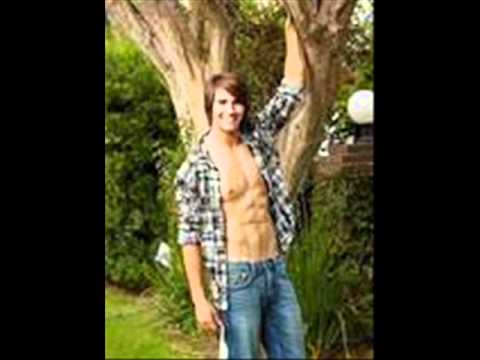 TrFace - hot shirtless boys vid...