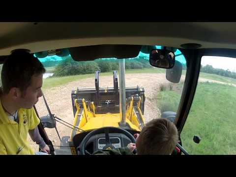 how to drive a jcb