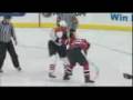 videos de Riley Cote vs Pierre-Luc Letourneau-Leblond 10-24-08 Philadelphia Flyers @ New Jersey Devils