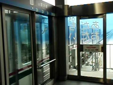 日暮里・舎人ライナー