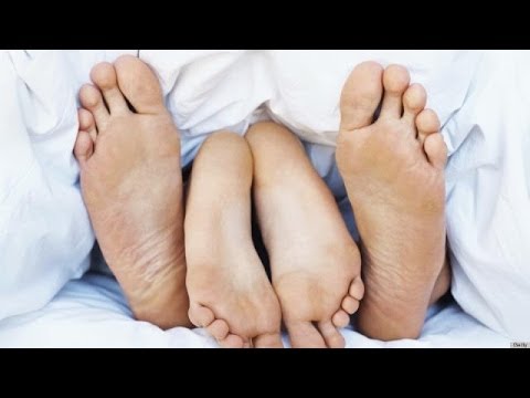 how to turn guy on in bed