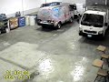 extraña aparición/ghost caught on security tape in Perú