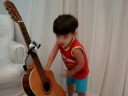 Bruninho cantando