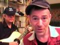 JOHNNY KETZEL & SEIN SCHLIESSER: Mir fällt alles in den Schoß