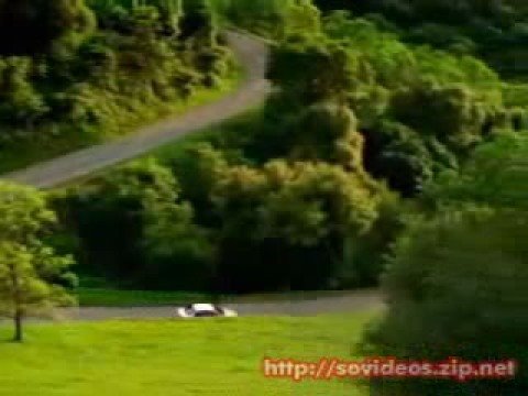 BIZARE CAR CRASH