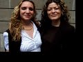 DOS MUJERES EN AL CIUDAD