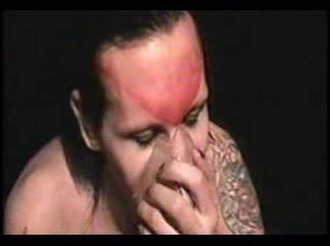 Marilyn Manson- Back Stage (Live)