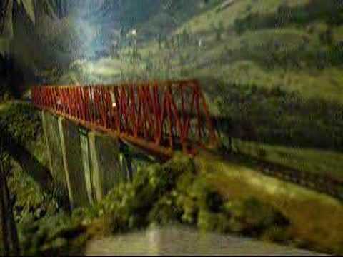 鉄カフェ　北新地鉄道　恋道路　レトロ