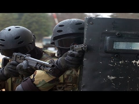 Police Shoot Unarmed Man In Face While Serving Marijuana Warrant