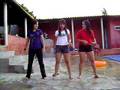 HXM - Isa Pam & Lua dançando mão do gui